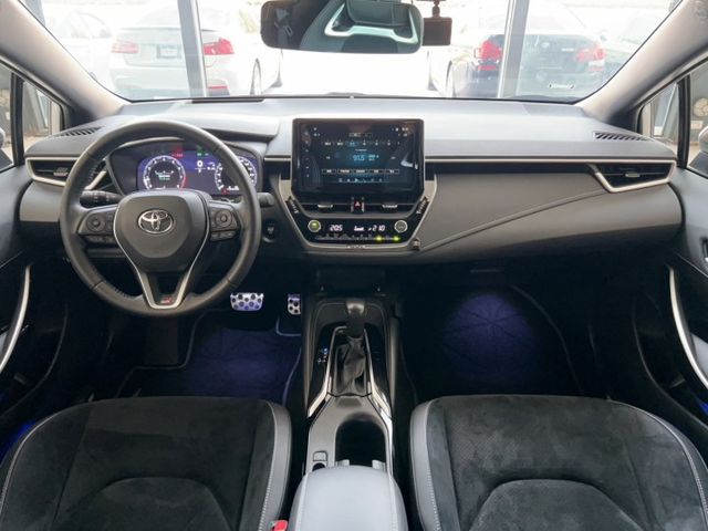 23 年式 Toyota 小改款 Corolla Sport 2.0旗艦版 原廠保養 保固中 超低里程僅跑四萬一  第15張相片