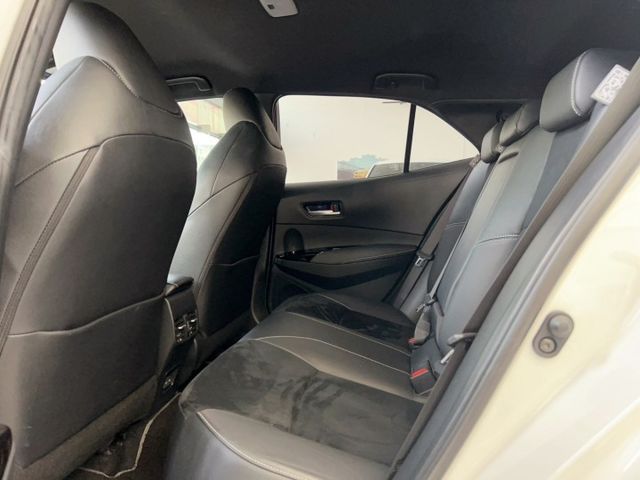 23 年式 Toyota 小改款 Corolla Sport 2.0旗艦版 原廠保養 保固中 超低里程僅跑四萬一  第16張相片