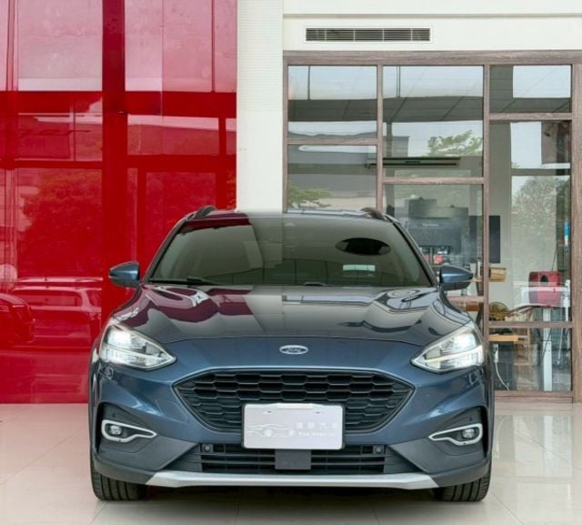 2021 Ford Focus Active EcoBoost 182任性版 里程僅跑六萬五  第2張相片