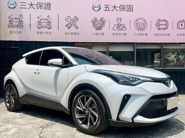 2023 Toyota C-HR 豪華 一手車 里程僅跑一萬七 原廠保固中  第1張相片