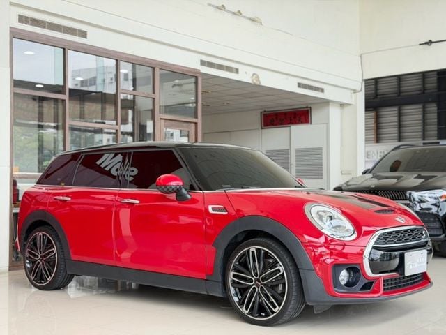 2016 Mini Clubman Cooper S 一手車 里程僅跑九萬六 選配 JCW 套件  第1張相片