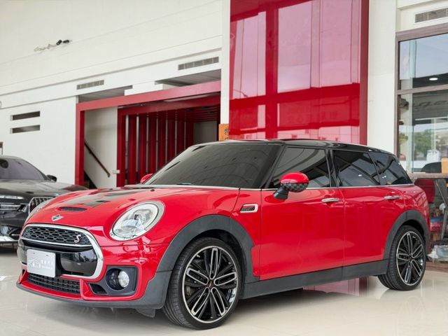 2016 Mini Clubman Cooper S 一手車 里程僅跑九萬六 選配 JCW 套件  第3張相片