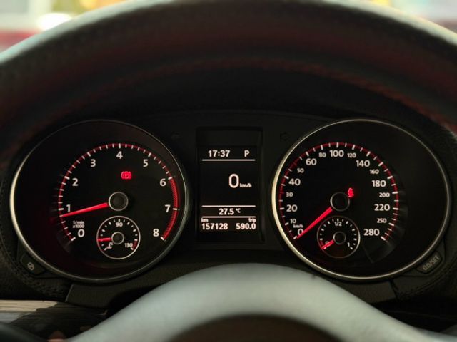 2011 Volkswagen Golf GTI 里程僅跑十五萬 現況交車  第6張相片