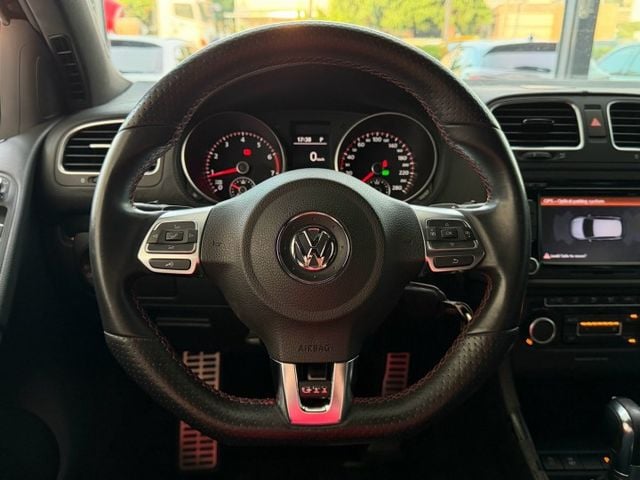 2011 Volkswagen Golf GTI 里程僅跑十五萬 現況交車  第7張相片