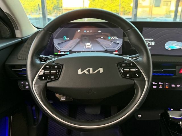 2022 / 23 年式 Kia EV6 Air增程版 一手車 原廠保養 原廠保固中  第9張相片
