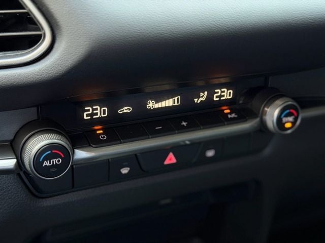 2022 Mazda CX-30 20S Carbon Edition 一手車 超低里程僅跑三萬五  第11張相片