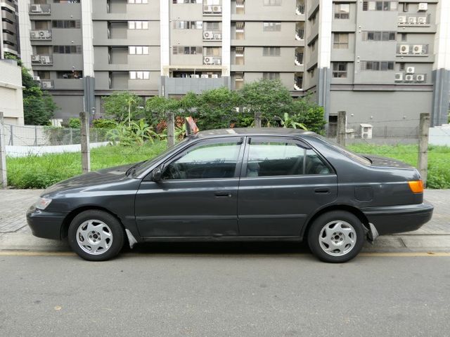 1年僅跑1萬公里，1.6省油好開，9.5成新輪胎，可開高速公路，經典好車~  第4張相片