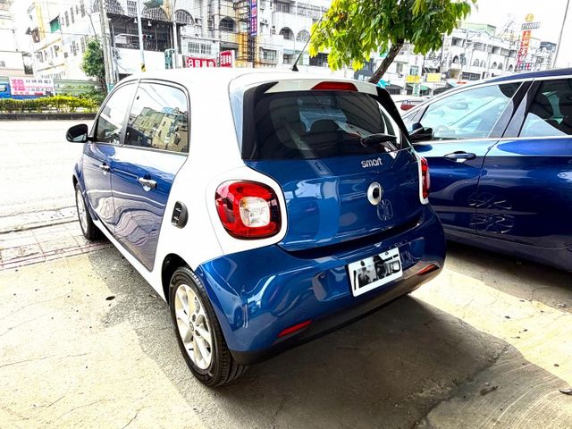 smart 4人座 渦輪引擎 小車省油 可愛爆 0906-000866鍾先生  第6張相片