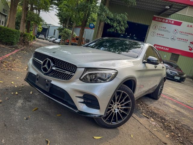 你要的43 現在120萬左右開走 2018 GLC43 Coupe AMG 4MATIC  第2張相片