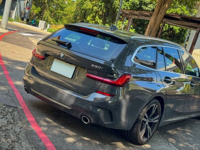 市場稀有G21 330i Touring M-Sport 一手車 原鈑件 原廠保養  第3張相片