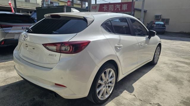 ✧˳⁺⁎2017年✧ᵕ̈MAZDA3✧˳⁺⁎里程6.8萬多公里౨ৎ原廠保養✅I-KEY免鑰✅衛星導航✅倒車顯影✅定速巡航  第5張相片