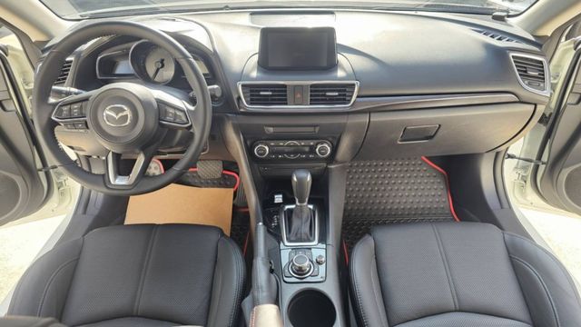 ✧˳⁺⁎2017年✧ᵕ̈MAZDA3✧˳⁺⁎里程6.8萬多公里౨ৎ原廠保養✅I-KEY免鑰✅衛星導航✅倒車顯影✅定速巡航  第11張相片