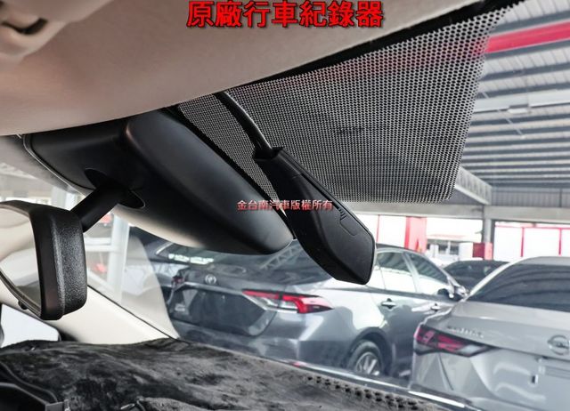 豪華特仕版✓26年式11月出廠領牌✓一手只跑88公里✓盲點偵測✓LV2✓車載系統✓恆溫✓iKEY✓原鈑件✓可全貸✓  第14張相片