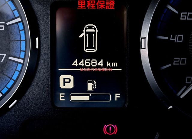附全額發票✓原廠保養✓一手車✓只跑4.4萬✓循跡防滑✓ABS✓雙安✓里程保證✓可全貸!  第13張相片
