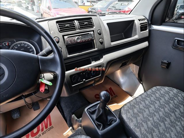帆布三面開✓附全額發票✓一手只跑9.7萬✓車況超好✓里程保證✓事業打拼好幫手✓可全貸✓  第13張相片