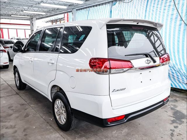 精緻型✓一手車✓只跑4萬✓全車原鈑件✓TCS✓定速✓鋁圈✓後座出風口✓附全額發票✓可全貸✓事業打拼好幫手✓  第2張相片