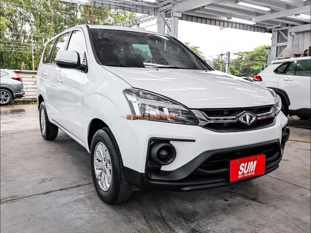 精緻型✓一手車✓只跑4萬✓全車原鈑件✓TCS✓定速✓鋁圈✓後座出風口✓附全額發票✓可全貸✓事業打拼好幫手✓  第5張相片