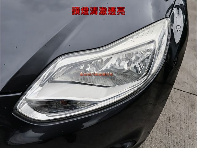 汽油時尚經典型✓不二價✓一年只跑一萬多✓安卓影音✓定速✓衛星導航✓分區恆溫✓四安✓可全貸✓不用殺價就很便宜✓  第5張相片