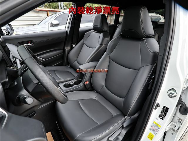 豪華影音特仕版✓全車原鈑件✓原廠保固中✓NAVI✓車載系統✓LV2✓抬頭顯示器✓恆溫✓iKEY✓可全貸✓  第9張相片