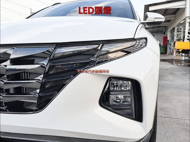 GLT-B✓一手只跑2.8萬✓原鈑件✓全景天窗✓電動尾門✓電動座椅✓LV2✓盲點✓車載系統✓可全貸✓不用殺價就很便宜✓  第5張相片