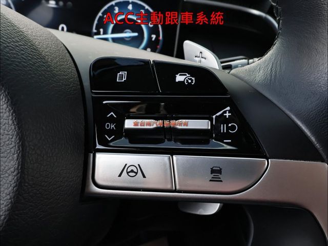 GLT-B✓一手只跑2.8萬✓原鈑件✓全景天窗✓電動尾門✓電動座椅✓LV2✓盲點✓車載系統✓可全貸✓不用殺價就很便宜✓  第15張相片
