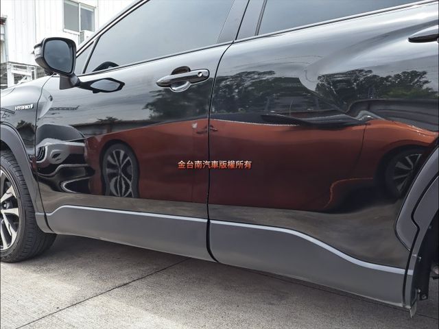油電旗艦版✓一手車✓車況優✓電動尾門✓電動座椅✓環景✓LV2✓盲點✓安卓影音✓車載系統✓里程保證✓可全貸✓  第6張相片