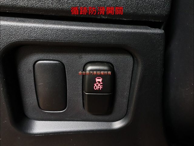 精緻型✓里程保證✓全車原鈑件✓TCS✓定速✓倒車顯影✓鋁圈✓後座出風口✓附全額發票✓可全貸✓事業打拼好幫手✓  第13張相片