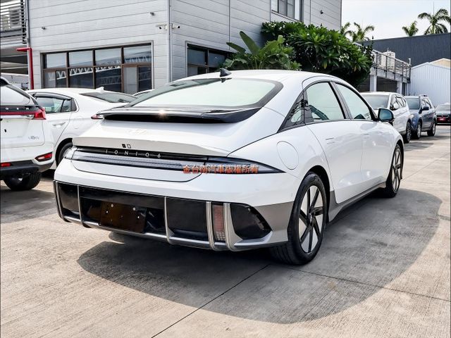 純電✓EV600✓一手只跑3萬✓原鈑件✓環景✓記憶椅✓電動尾門✓雙通風椅✓LV2✓盲點✓車載系統✓原廠保養✓可全貸✓  第3張相片