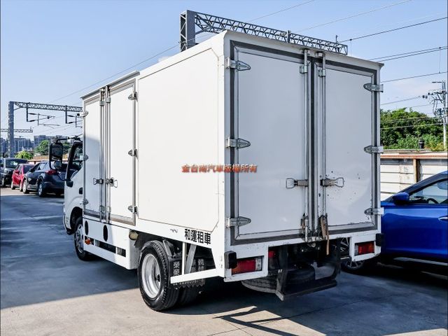 11.5呎✓廂式✓一手車✓全車原鈑件✓內長350✓內寬190✓內高158✓附全額發票✓可全貸✓事業打拼好幫手✓  第2張相片