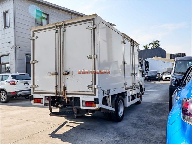 11.5呎✓廂式✓一手車✓全車原鈑件✓內長350✓內寬190✓內高158✓附全額發票✓可全貸✓事業打拼好幫手✓  第4張相片