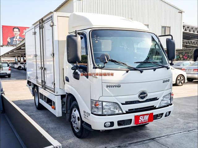 11.5呎✓廂式✓一手車✓全車原鈑件✓內長350✓內寬190✓內高158✓附全額發票✓可全貸✓事業打拼好幫手✓  第5張相片