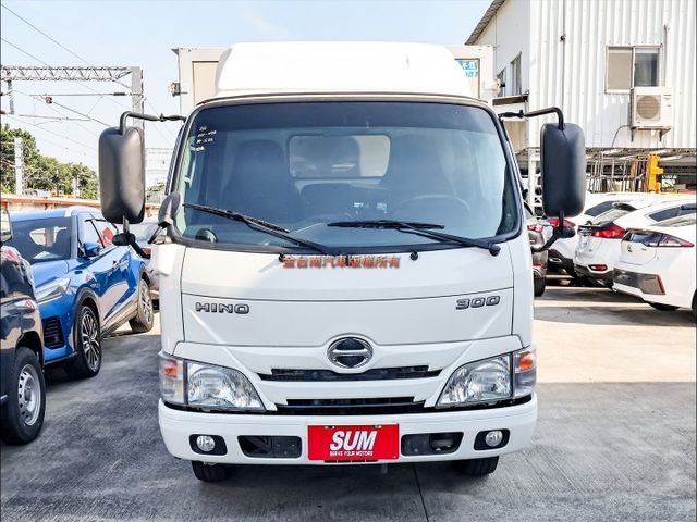 11.5呎✓廂式✓一手車✓全車原鈑件✓內長350✓內寬190✓內高158✓附全額發票✓可全貸✓事業打拼好幫手✓  第6張相片