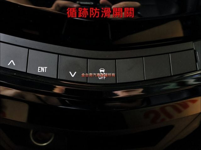 潮有型特仕版✓只跑2萬✓原厰保養✓全車原鈑件✓安卓影音✓外觀套件✓iKEY✓恆溫✓可全貸✓不用殺價就很便宜✓  第19張相片