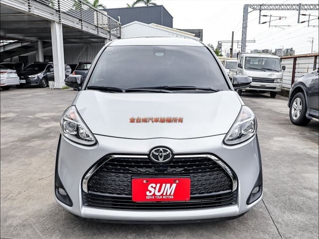 豪華版✓車道偏離✓自動煞車✓倒車顯影✓TCS✓全車八安✓一手車✓全車原鈑件✓車況超好✓可全貸✓不用殺價就很便宜✓  第6張相片