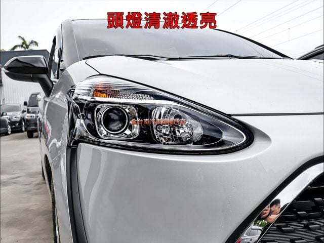 豪華版✓車道偏離✓自動煞車✓倒車顯影✓TCS✓全車八安✓一手車✓全車原鈑件✓車況超好✓可全貸✓不用殺價就很便宜✓  第7張相片
