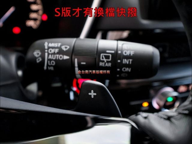 S版✓只跑1.8萬✓里程保證✓車況超好✓雙電動椅✓電動尾門✓原廠NAVI✓車載系統✓LV2✓可全貸✓不用殺價就很便宜✓  第14張相片