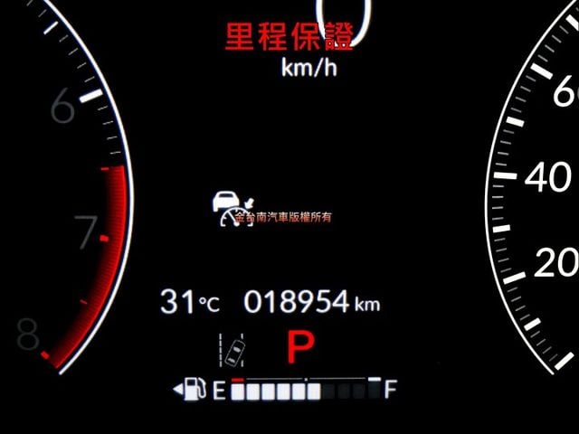 S版✓只跑1.8萬✓里程保證✓車況超好✓雙電動椅✓電動尾門✓原廠NAVI✓車載系統✓LV2✓可全貸✓不用殺價就很便宜✓  第15張相片