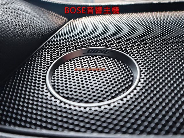 旗艦進化型✓4WD✓一年只跑1.5萬✓原鈑件✓天窗✓BOSE音響✓記憶椅✓環景✓LV2✓車載系統✓雙通風椅✓可全貸✓  第13張相片