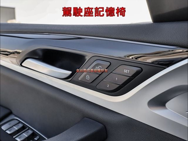 總代理✓少跑全車原鈑件✓4WD✓環景✓記憶椅✓電動尾門✓ACC✓AEB✓車道偏離✓車載系統✓自動停車✓可全貸✓  第10張相片