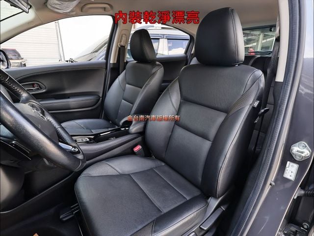 21年式✓S版✓一手只跑1.3萬✓車況優✓原廠保養✓定速✓TCS✓iKEY✓原廠NAVI✓八安✓可全貸✓不用殺價就很便宜  第8張相片