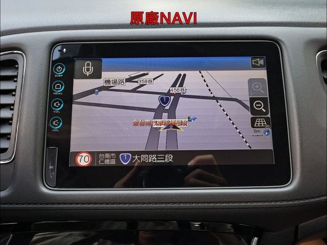 21年式✓S版✓一手只跑1.3萬✓車況優✓原廠保養✓定速✓TCS✓iKEY✓原廠NAVI✓八安✓可全貸✓不用殺價就很便宜  第15張相片