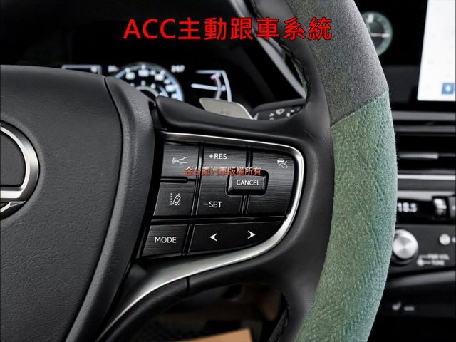只跑兩萬✓原厰保養✓全車原鈑件如新✓天窗✓雙電動椅✓倒車顯影✓LV2✓車載系統✓可全貸✓不用殺價就很便宜✓  第14張相片