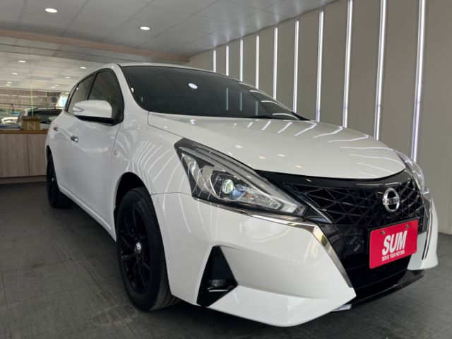 影片賞車✦Tiida J 市場稀有 里程僅跑5萬 全車原鈑件 升級大螢幕安卓.電子後視鏡～盲點.免鑰匙.定速  第2張相片