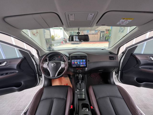 影片賞車✦Tiida J 市場稀有 里程僅跑5萬 全車原鈑件 升級大螢幕安卓.電子後視鏡～盲點.免鑰匙.定速  第10張相片