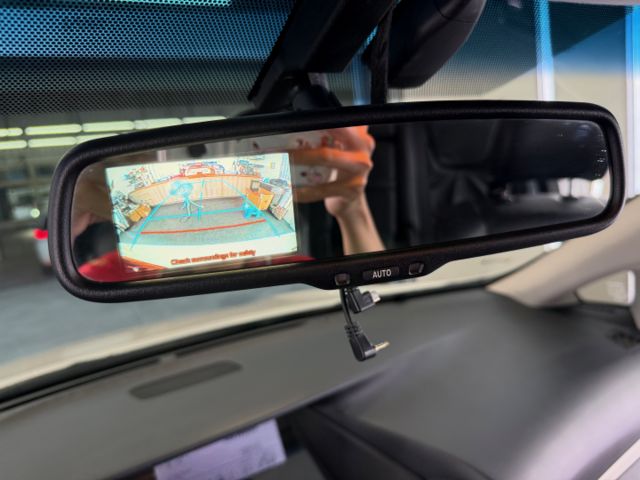 影片賞車✦RX270 里程僅跑13萬 HID大燈.導航.雙電動椅.雙區恆溫.免鑰匙.定速.電動方向盤 前車主很顧車！  第19張相片