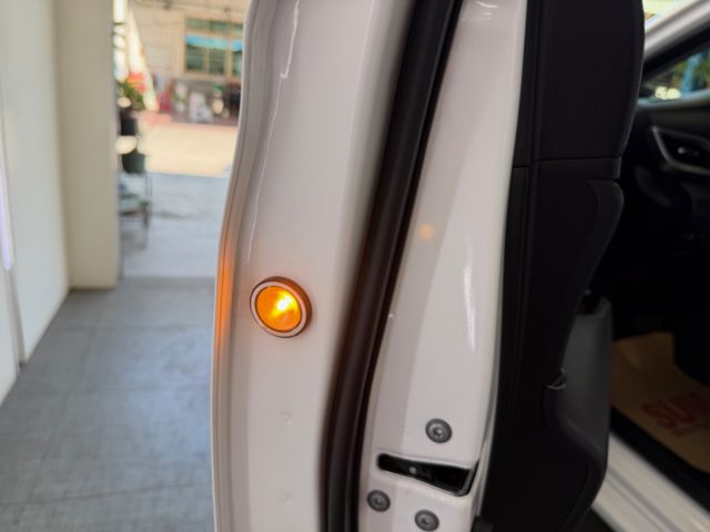 影片賞車✦VIOS 里程跑11萬 全車原鈑件 升級原廠精裝影音 導航.Car Play.倒車影像.抬頭顯示幕.行車記錄器  第20張相片