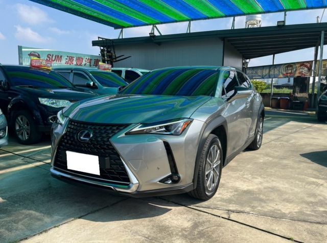 2022年✅Lexus UX300E 純電✅雙前座電動座椅✅定速✅LED頭燈✅僅跑3萬✅可全貸✅免保人  第2張相片