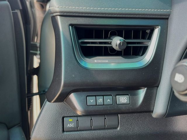 2022年✅Lexus UX300E 純電✅雙前座電動座椅✅定速✅LED頭燈✅僅跑3萬✅可全貸✅免保人  第19張相片