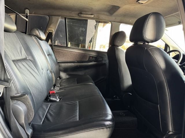 2.0 J版 雙安 自排 自用小客貨 倒車雷達 安卓機 導航 顯影 藍芽 卡不累 行車 可調式大燈 皮椅  第12張相片