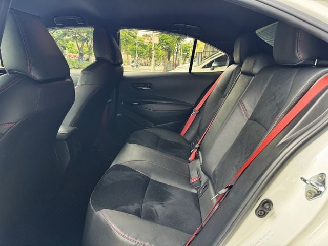 2.0 汽油 GR-SPORT 新型大改款 ACC 空套 I-KEY 摸門 液晶儀錶 導航 顯影 卡不累 18吋圈  第10張相片